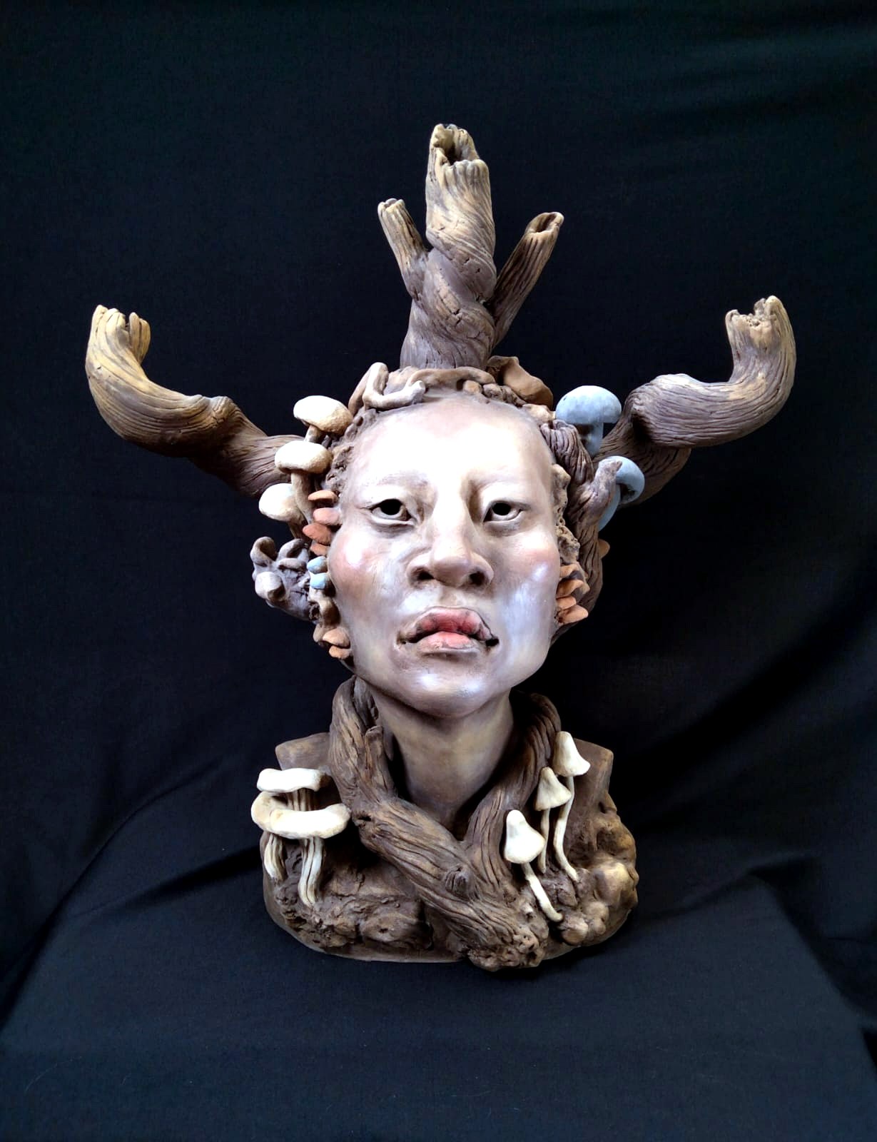 Busto escultórico de Luis Toxqui
